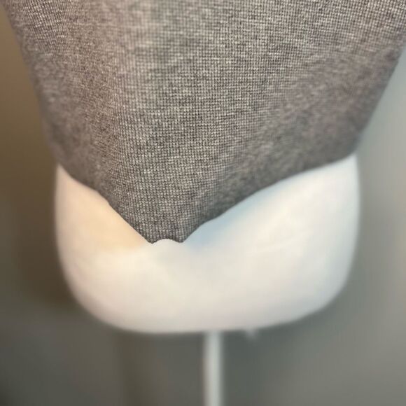 Adidas HE1476 Blue Version Waffle Crop
Top Grey Medium Gray 2021 - Picture 16 of 16